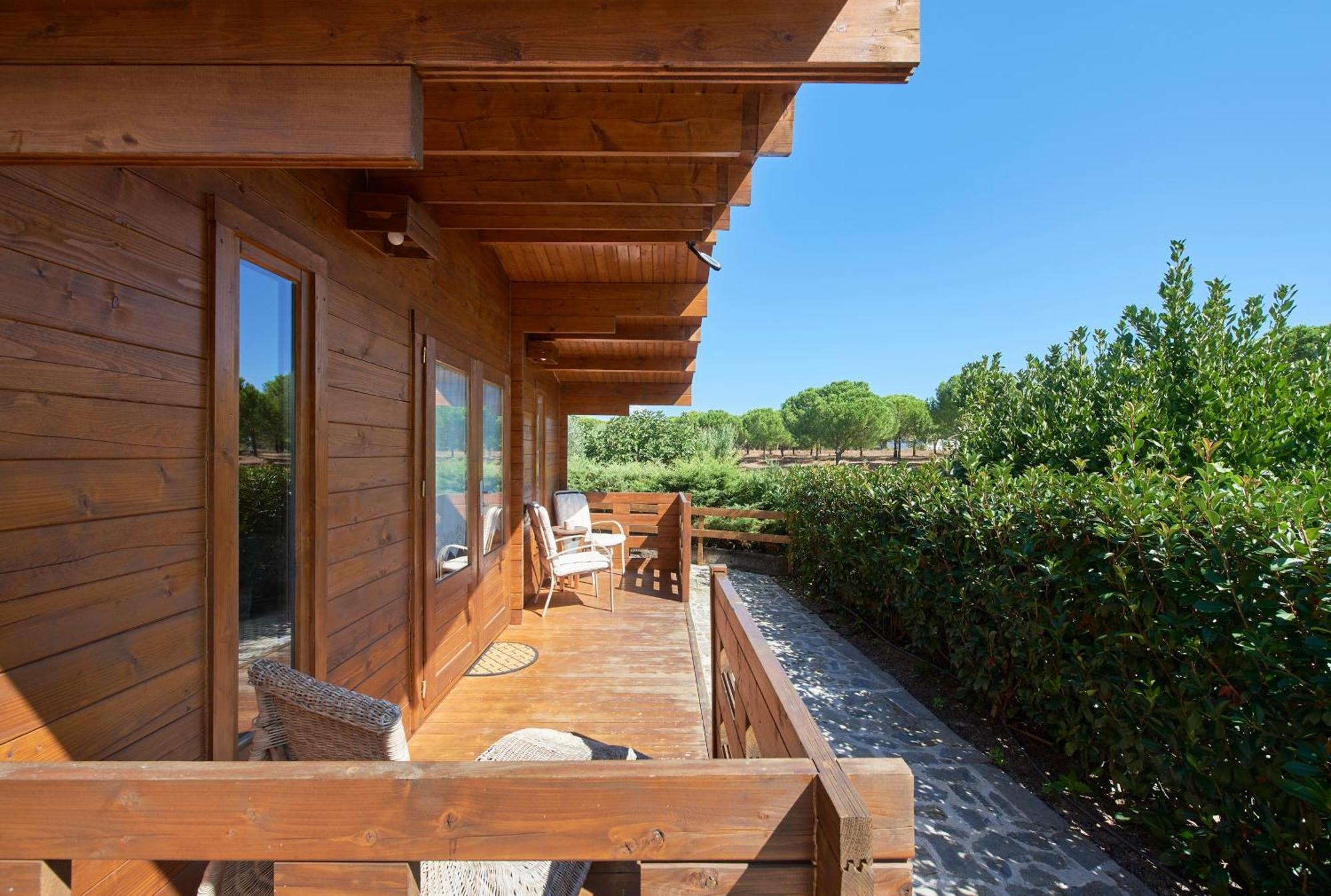 Lakeside Oasis W/ Ac, By Timecooler Chalet