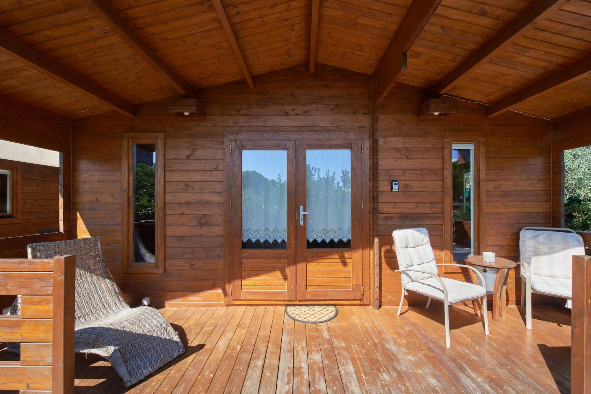 Chalet Lakeside Oasis W/ Ac, By Timecooler Montargil