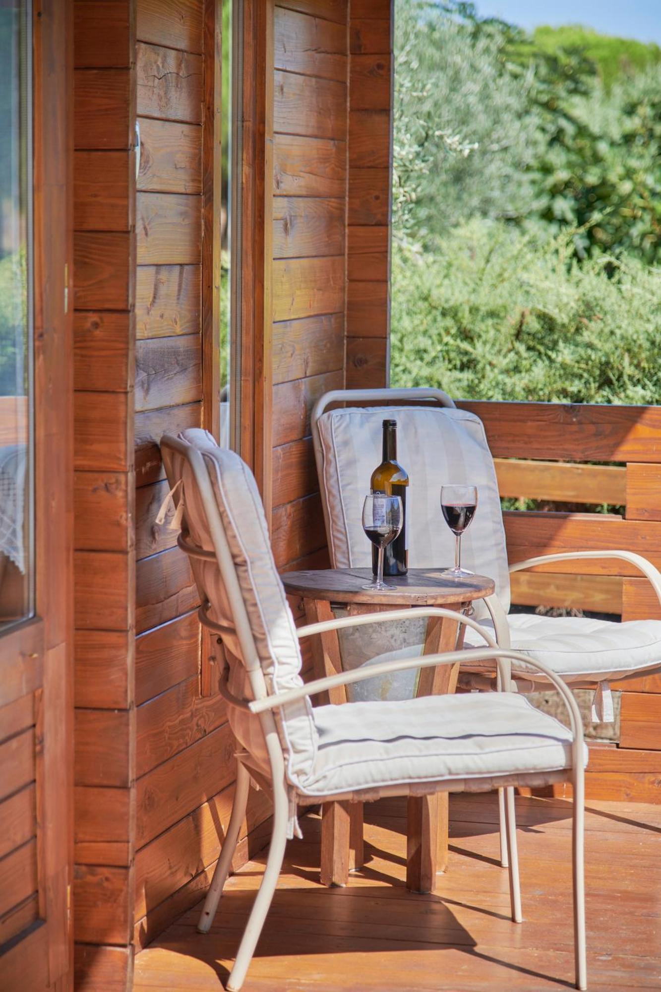 Chalet Lakeside Oasis W/ Ac, By Timecooler